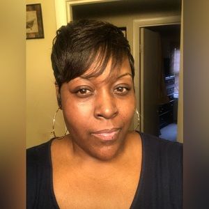 Meet your Posher, Bernadette